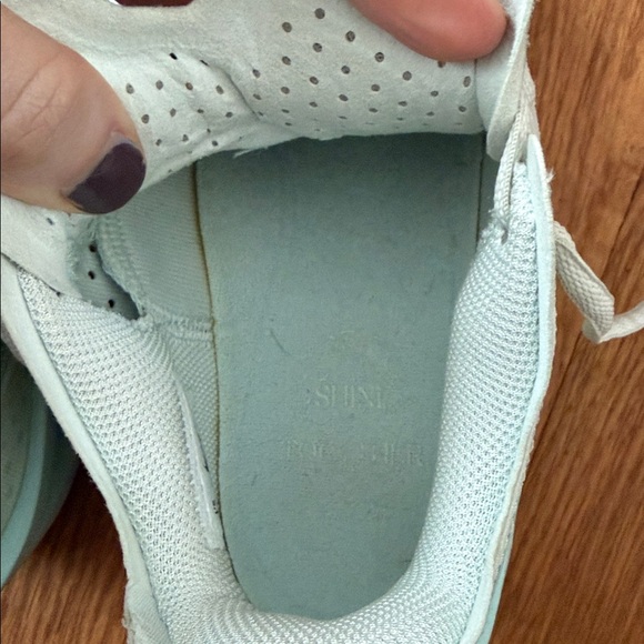 Nike Girls/Womens Basketball Sneakers - Picture 13 of 14